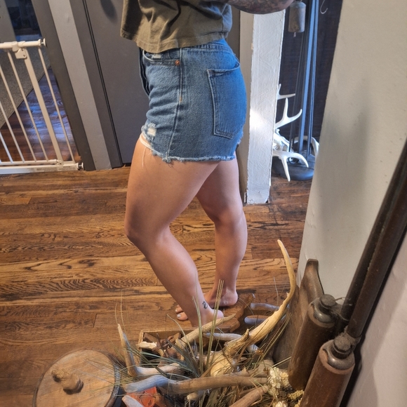 SONG High Rise Mom Shorts size 1/25 - Picture 3 of 8